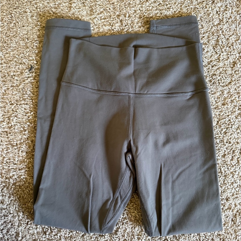 Aritzia LIFE golden leggings